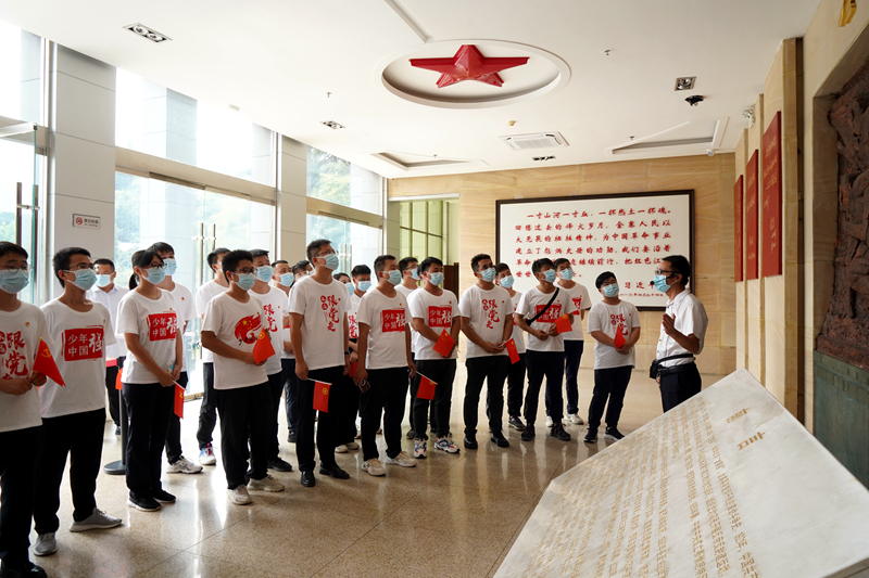 公司團(tuán)委開展“喜迎二十大、永遠(yuǎn)跟黨走、奮進(jìn)新征程”主題團(tuán)日活動(dòng)7