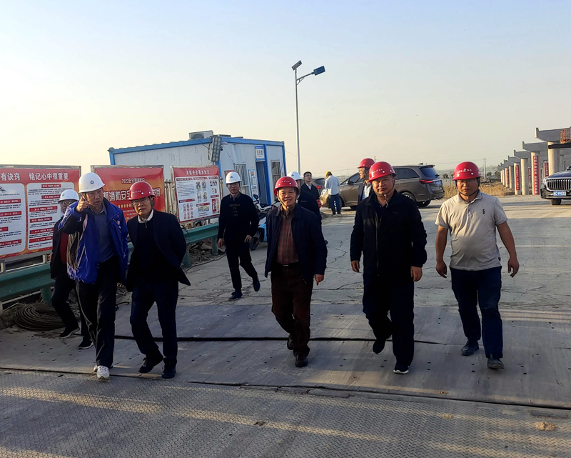 蚌埠市委常委、市政府黨組副書記、常務副市長葛銳到G206-03標項目調(diào)研指導工作